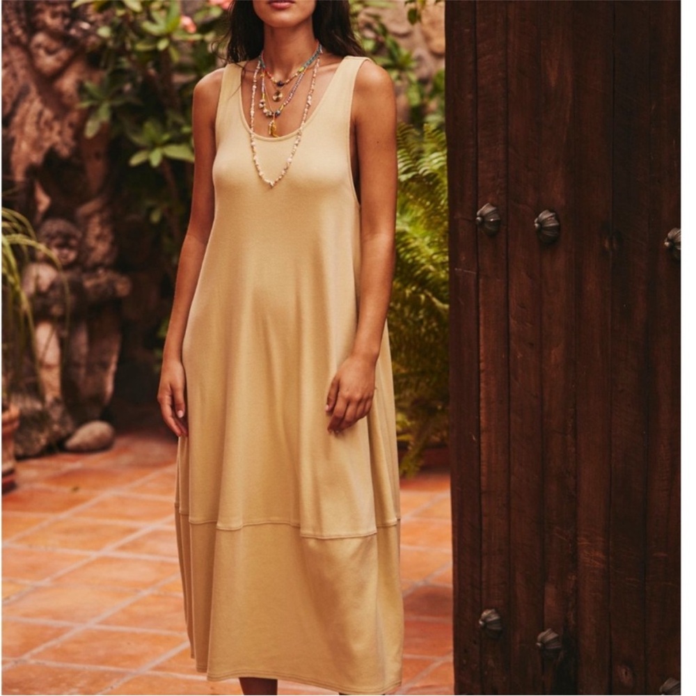 Free People Elegant Sleeveless Barrel Dress